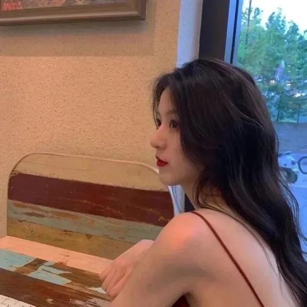 我有神瞳能看穿一切